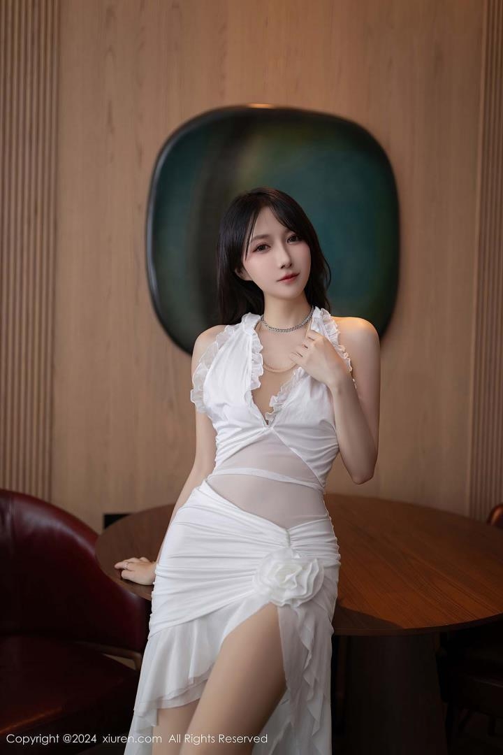 绣人网 Xiu Re 第9276期 海边天使·鱼子酱Fish白裙舞动，极尽妩媚